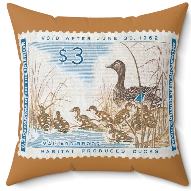 Official 1961-1962 Federal Duck Stamp - Light Brown Pillow